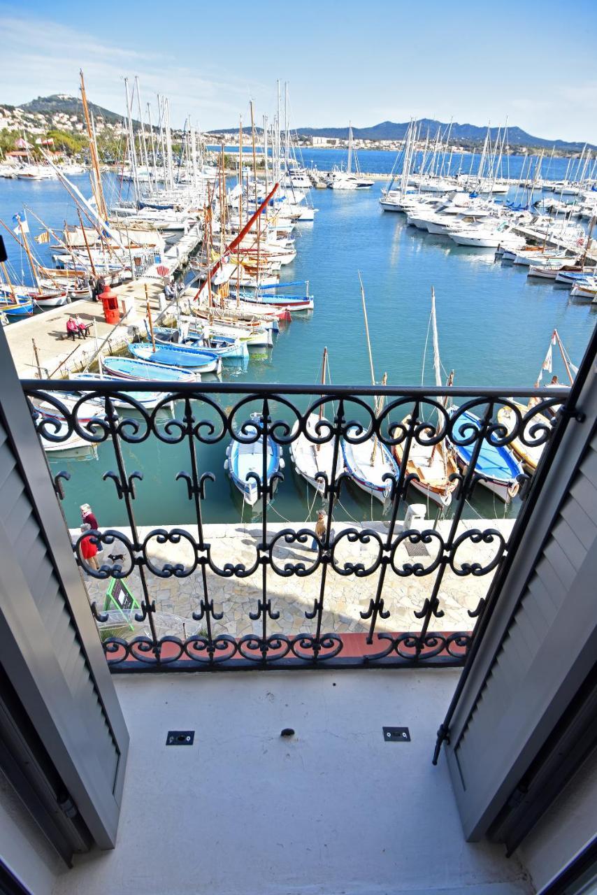 Hotel Restaurant De La Tour Sanary-sur-Mer Buitenkant foto